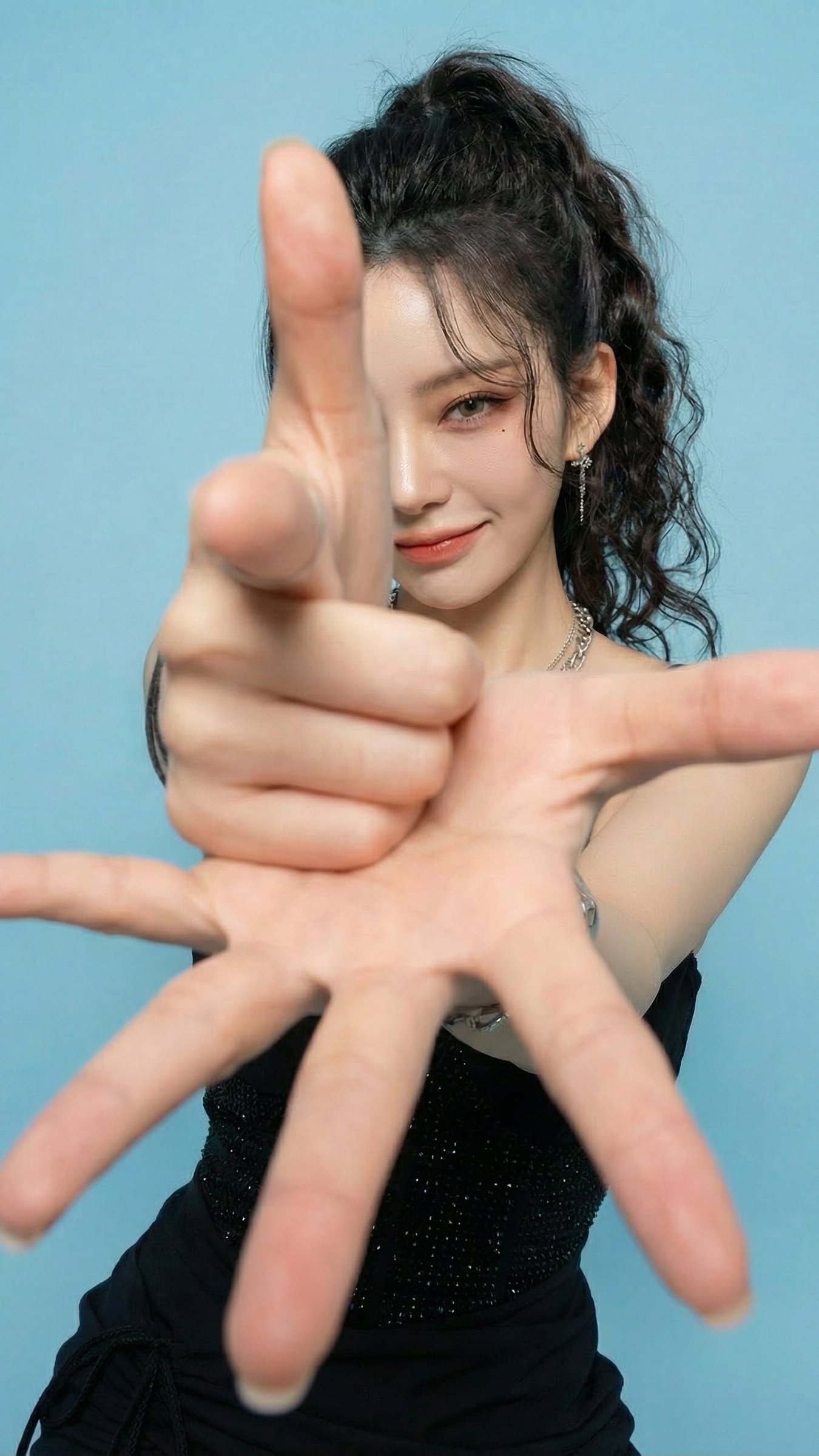 手枪手势拍照｜酷感人像封面 | Finger-Gun Pose | Cool Portrait Cover